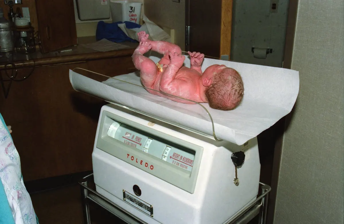 Premature and low birth weight baby care